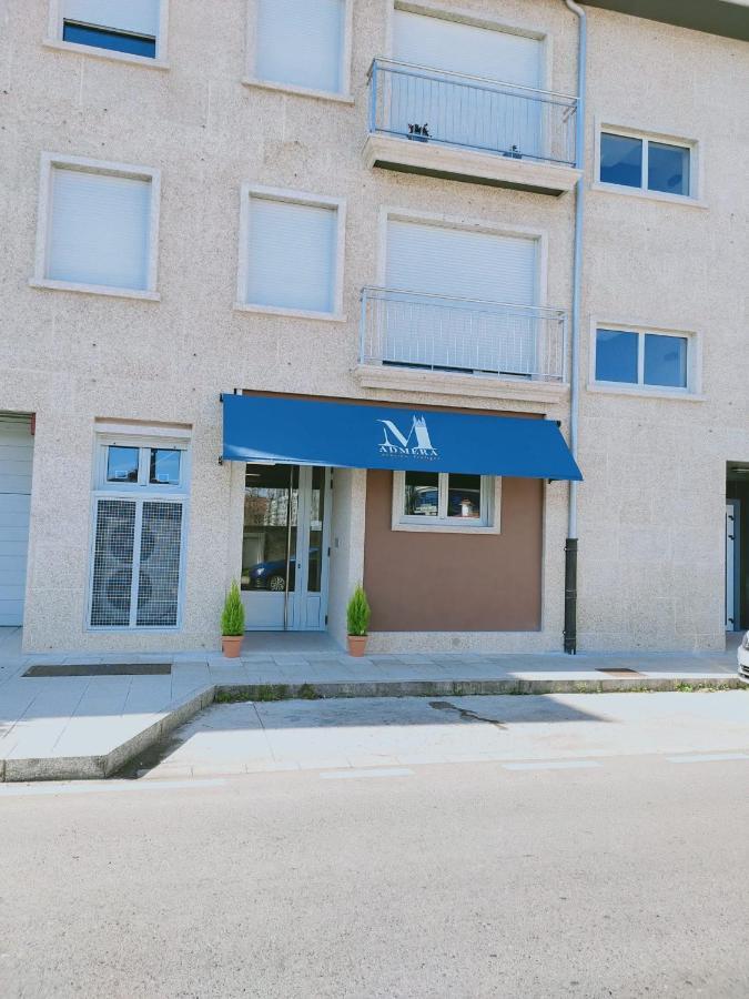 Pensión Boutique AdMera Cerca hospital Clínico Santiago de Compostela Exterior foto